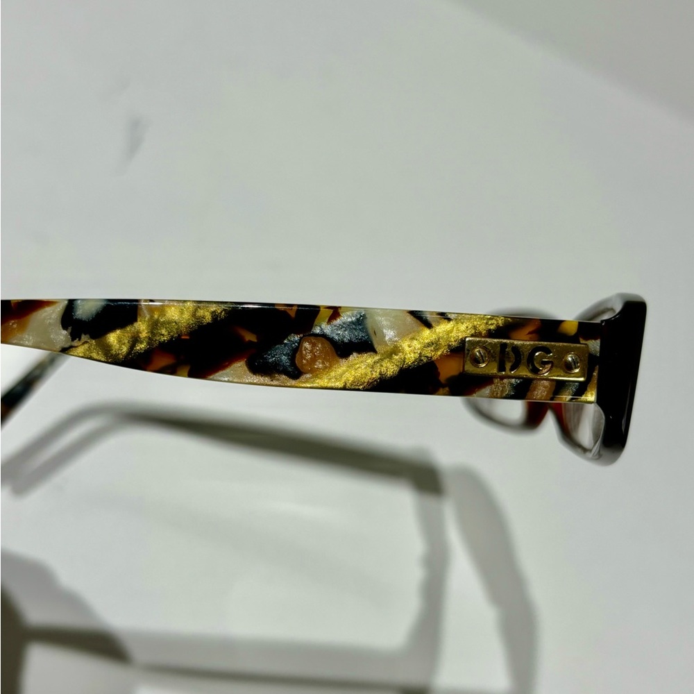 DG Tortoise Shell Glasses - Picture 5 of 14